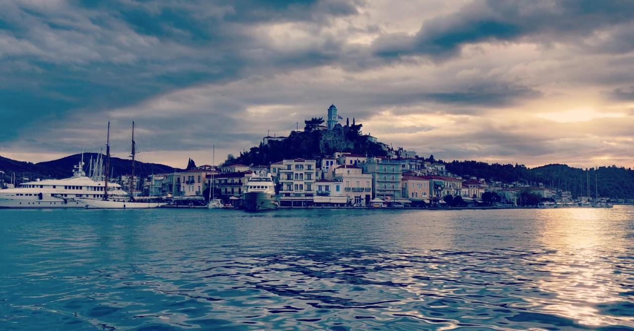 The Manessi City Boutique Hotel Poros Town Екстер'єр фото