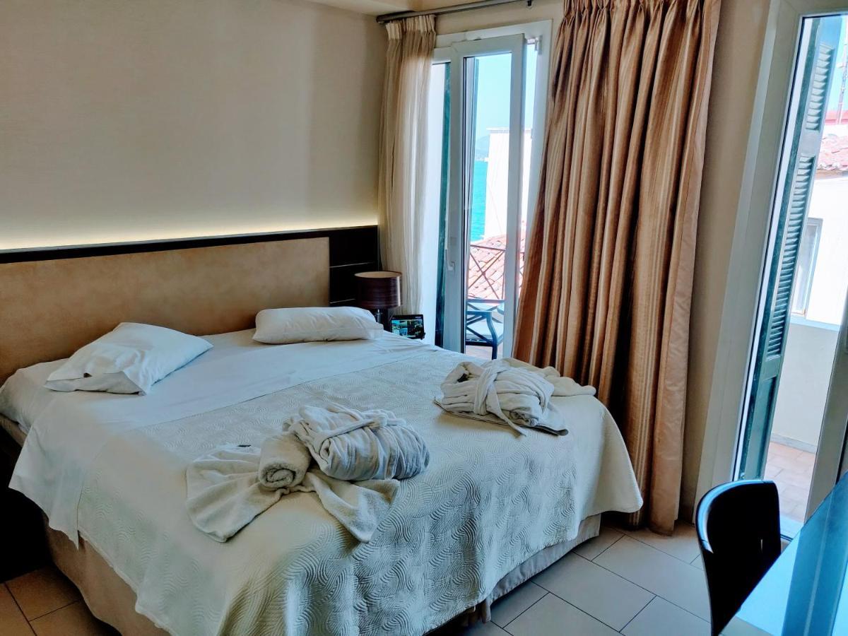The Manessi City Boutique Hotel Poros Town Екстер'єр фото