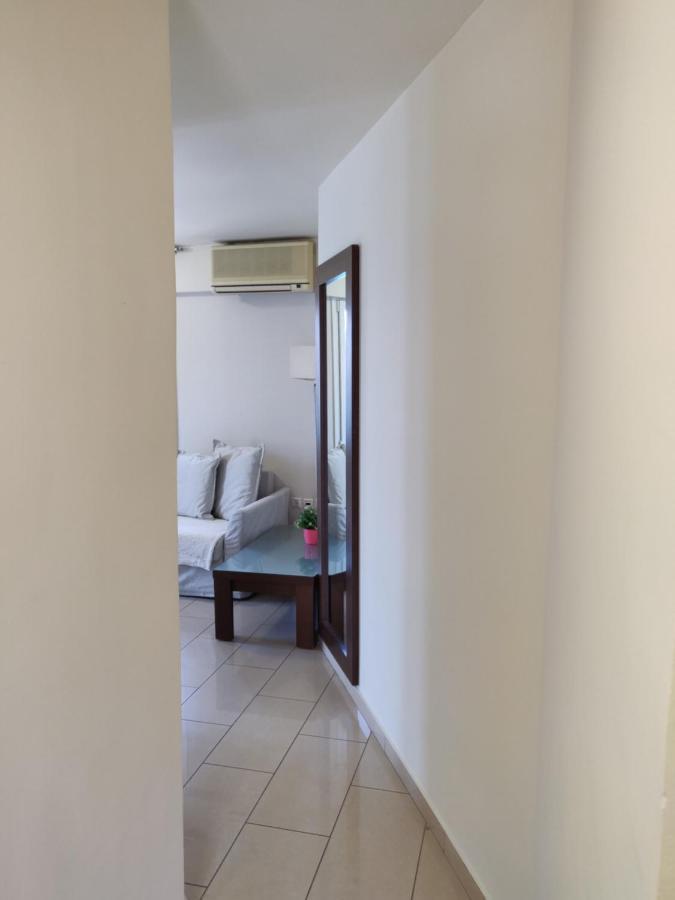 The Manessi City Boutique Hotel Poros Town Екстер'єр фото