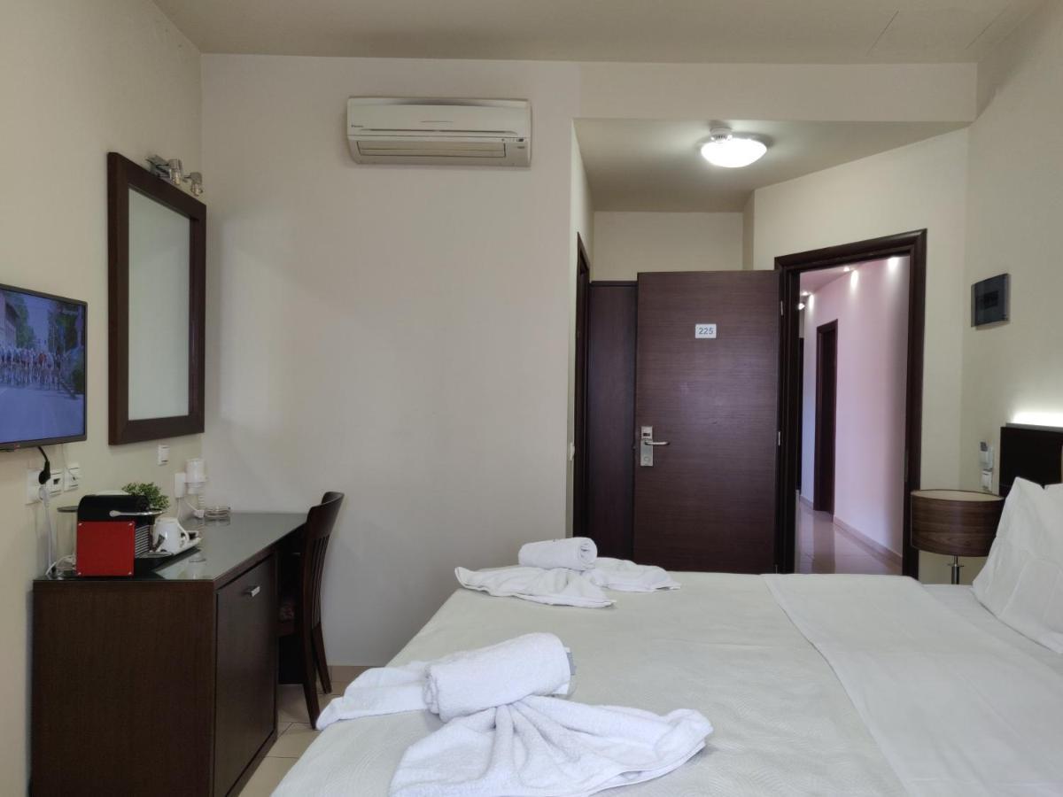 The Manessi City Boutique Hotel Poros Town Екстер'єр фото