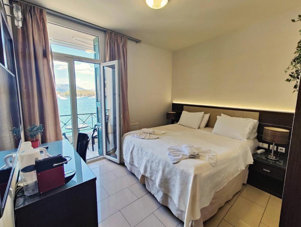 The Manessi City Boutique Hotel Poros Town Екстер'єр фото